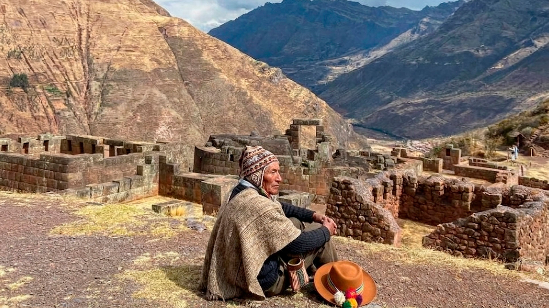 Descubre la magia del Intihuatana y la energía del Valle Sagrado